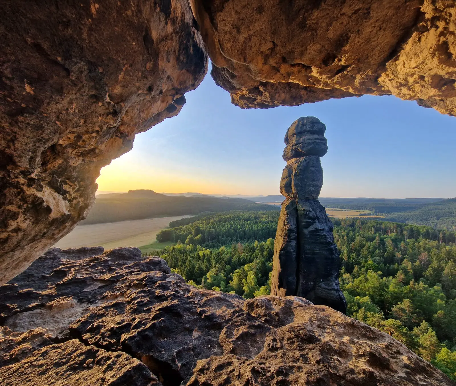 Barbarine am Pfaffenstein in der Sächsischen Schweiz Sonnenaufgang